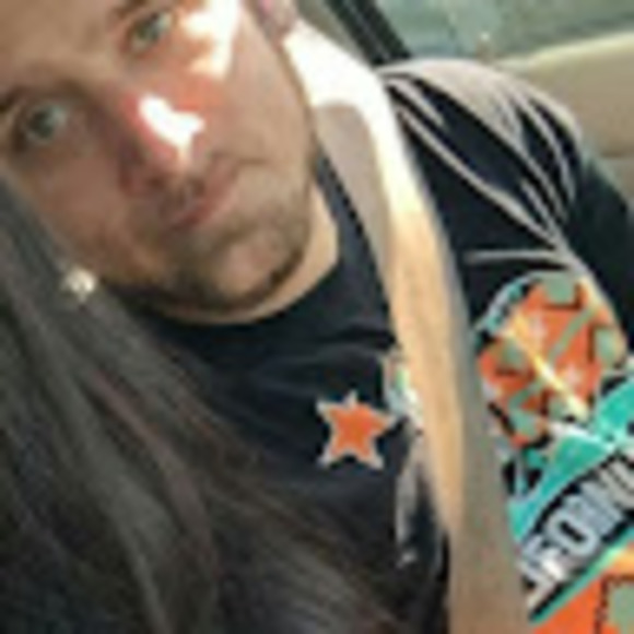 Meet your Posher, Gary - Picture 1 of 1